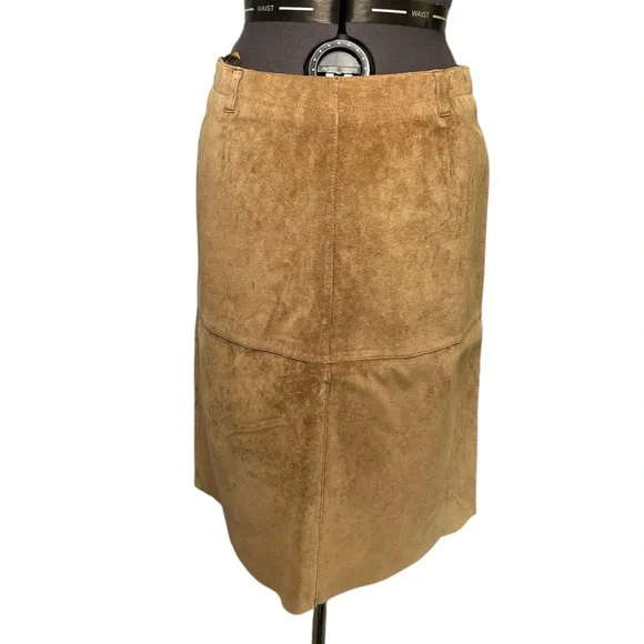 Suede skirt - Picture 2 of 6